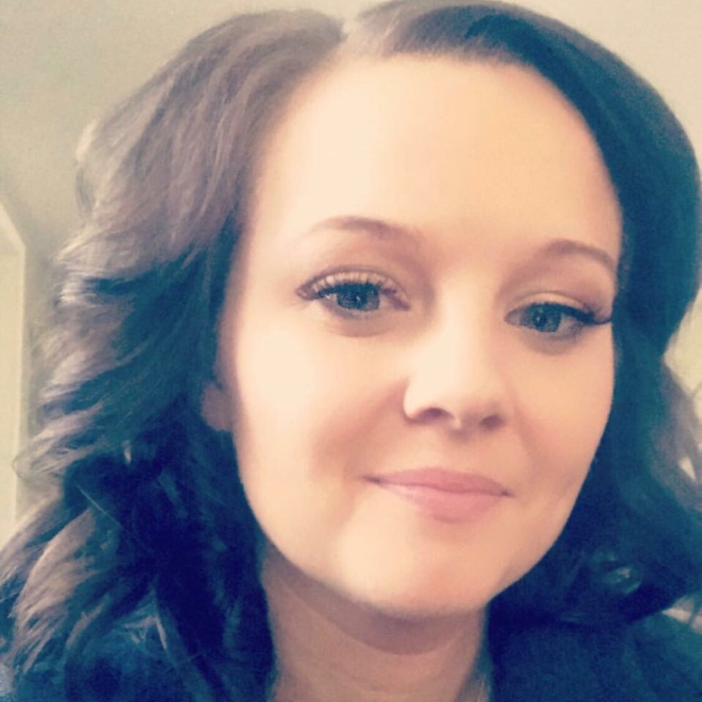 Meet your Posher, April